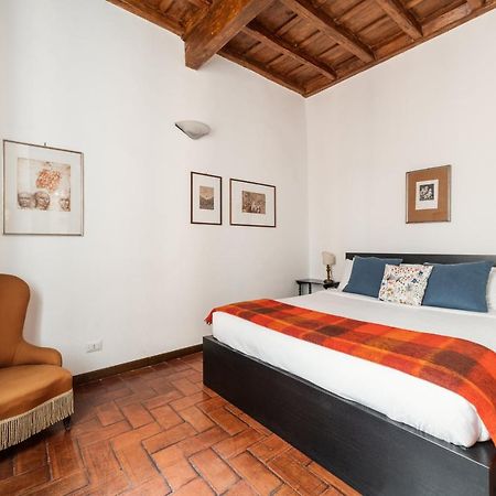 Domus Quiritum Charming, Appartamento D'Epoca A Campo De' Fiori Rom Eksteriør billede