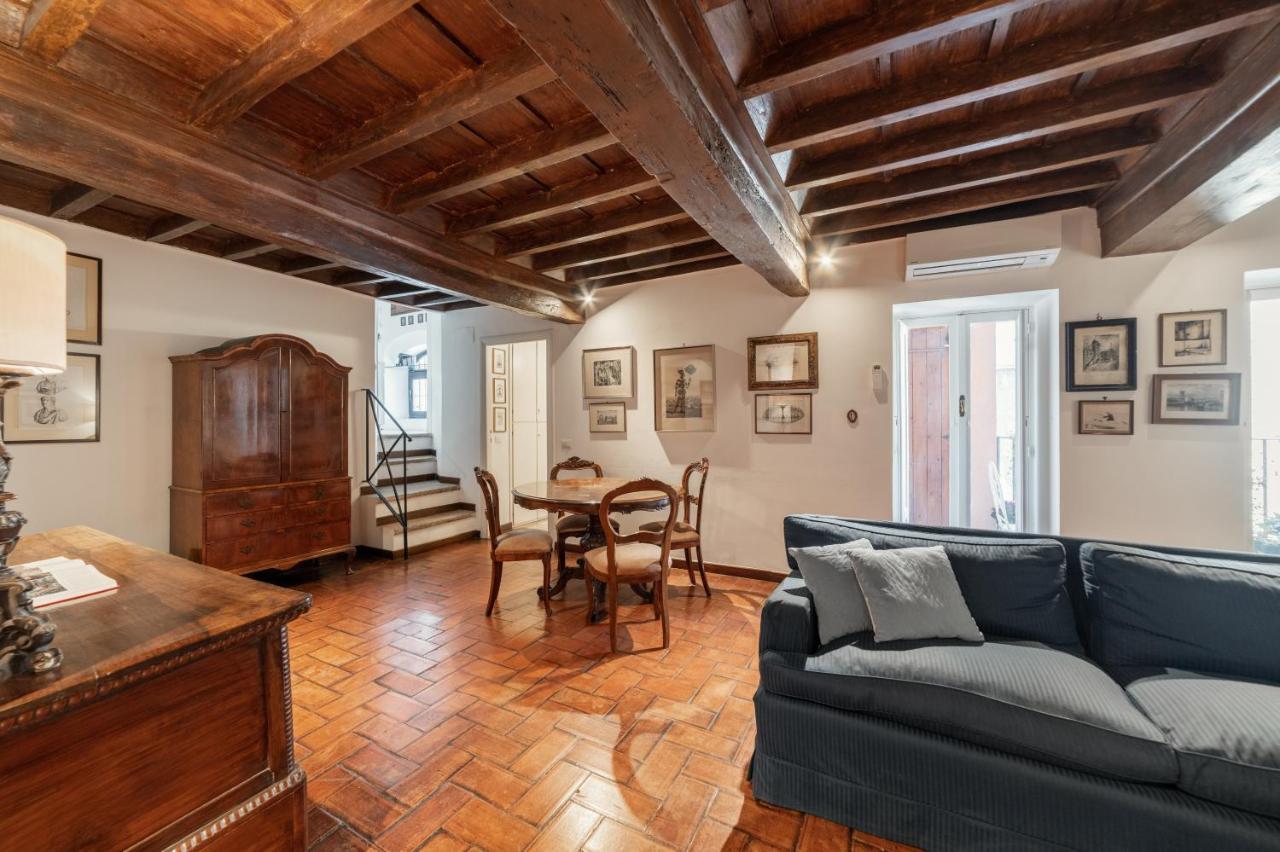Domus Quiritum Charming, Appartamento D'Epoca A Campo De' Fiori Rom Eksteriør billede
