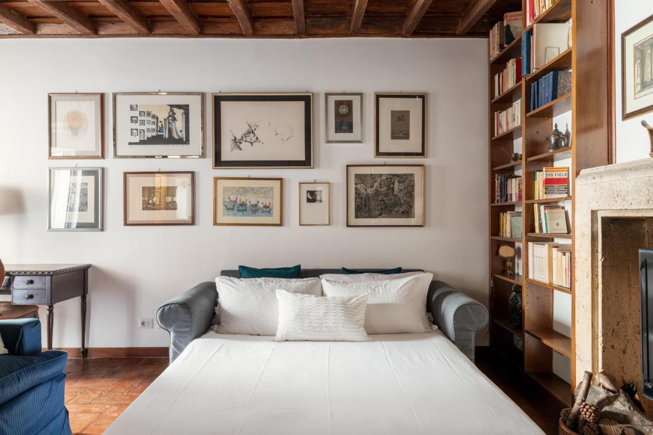 Domus Quiritum Charming, Appartamento D'Epoca A Campo De' Fiori Rom Eksteriør billede