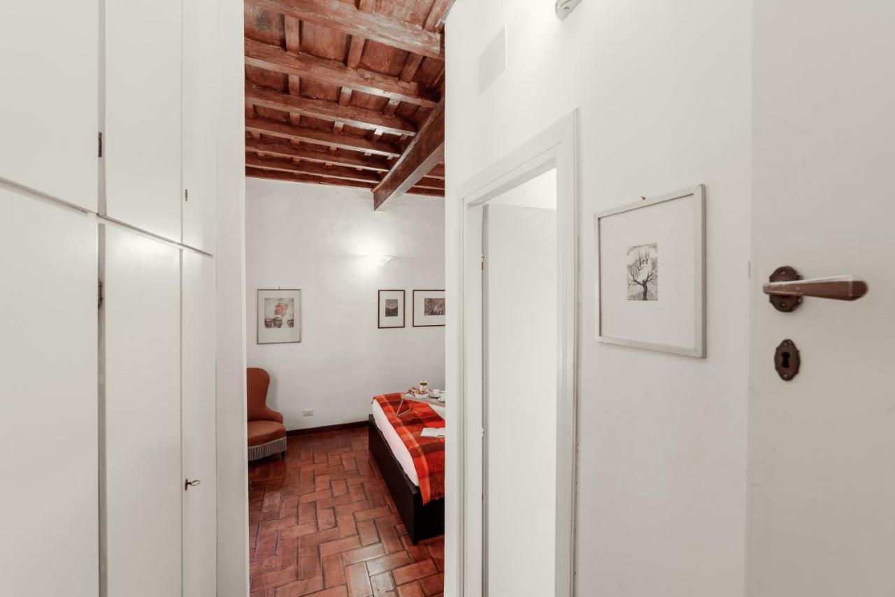 Domus Quiritum Charming, Appartamento D'Epoca A Campo De' Fiori Rom Eksteriør billede