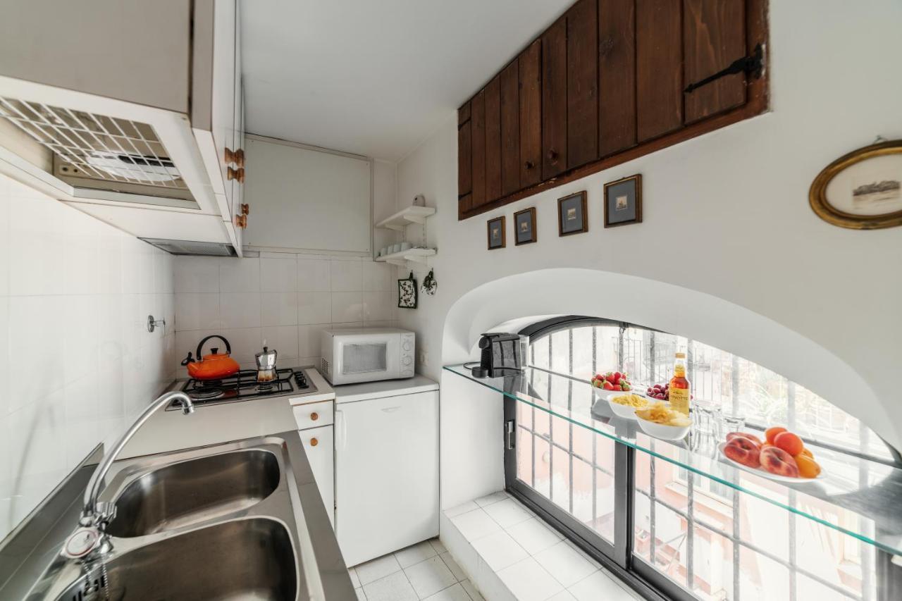Domus Quiritum Charming, Appartamento D'Epoca A Campo De' Fiori Rom Eksteriør billede